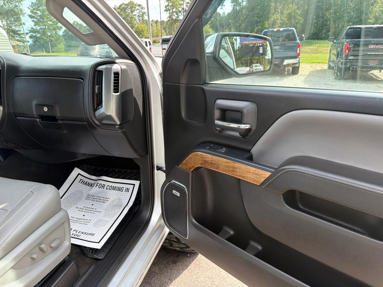 Chevrolet Silverado 1500 4WD Crew Cab 143.5" LTZ w/1LZ 2018