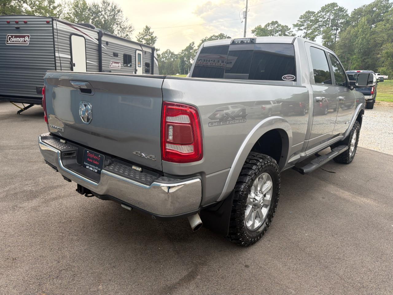 RAM 2500 Laramie 4x4 Crew Cab 6'4" Box 2019