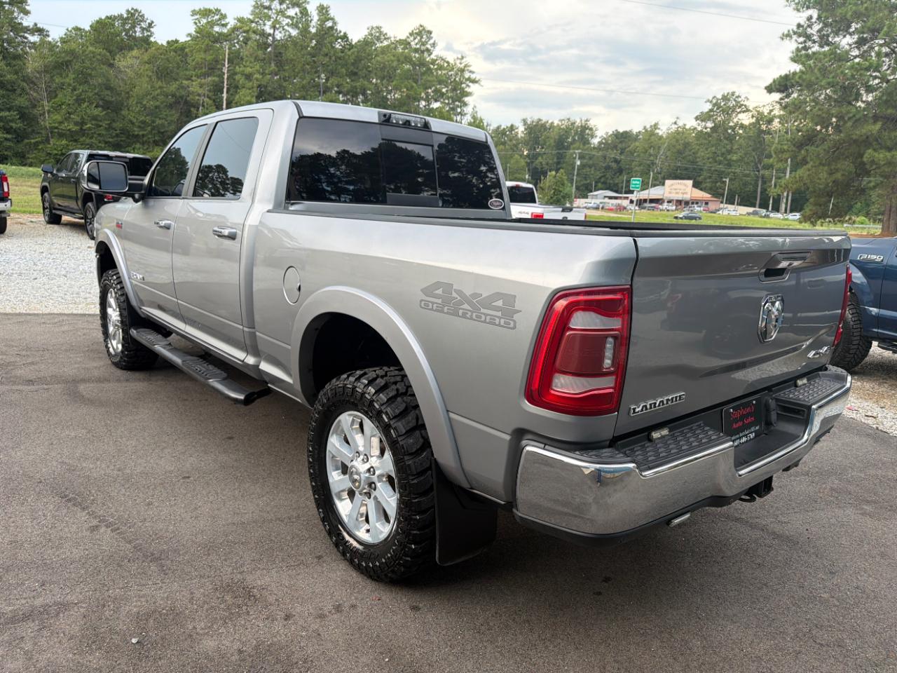 RAM 2500 Laramie 4x4 Crew Cab 6'4" Box 2019