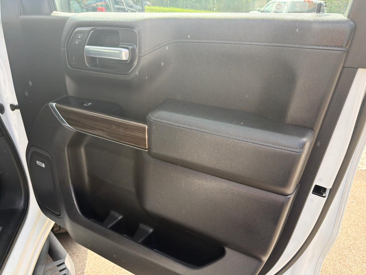 Chevrolet Silverado 1500 4WD Crew Cab 157" LT Trail Boss 2020