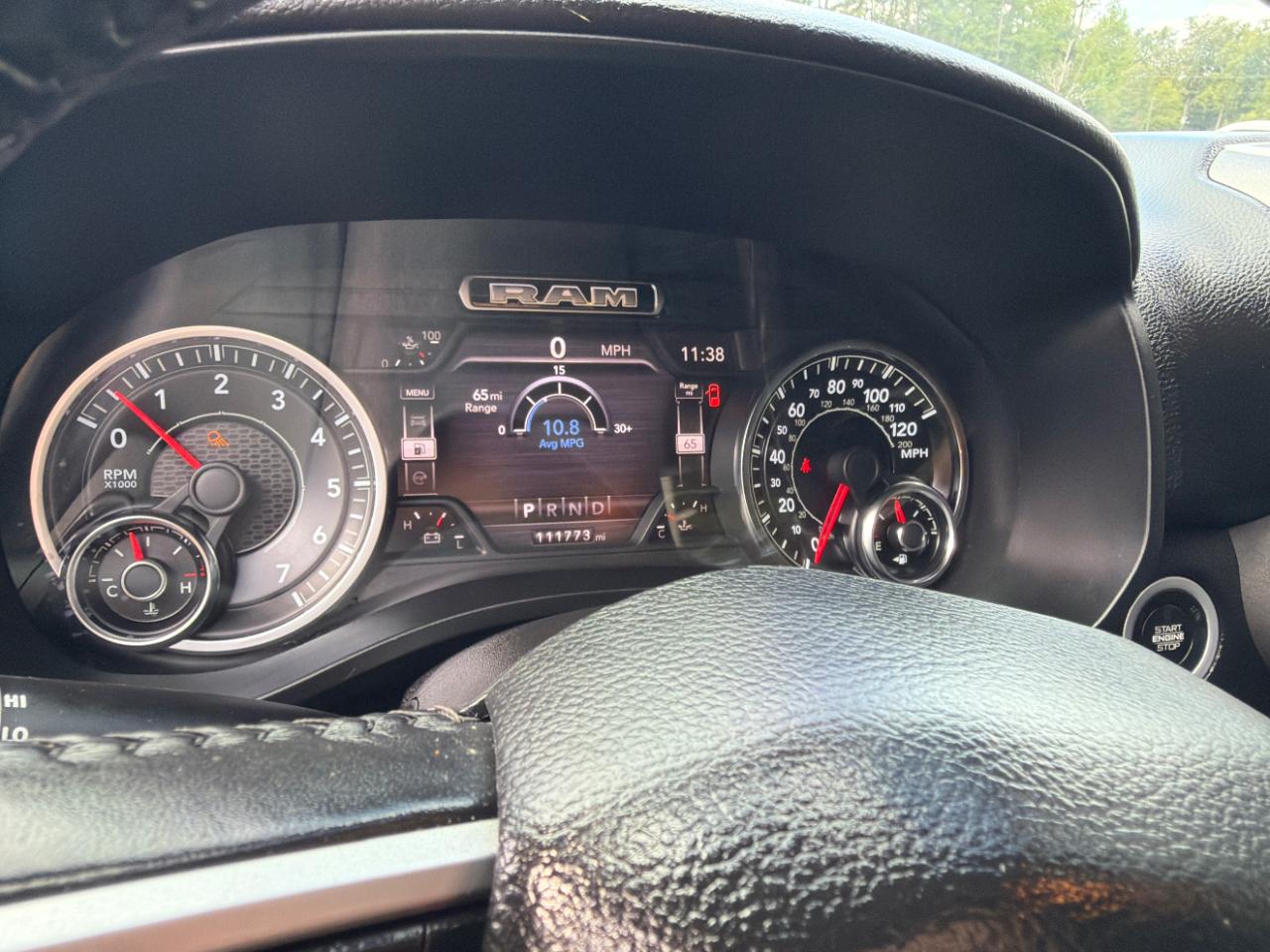 RAM 1500 Big Horn 4x4 Crew Cab 5'7" Box 2020