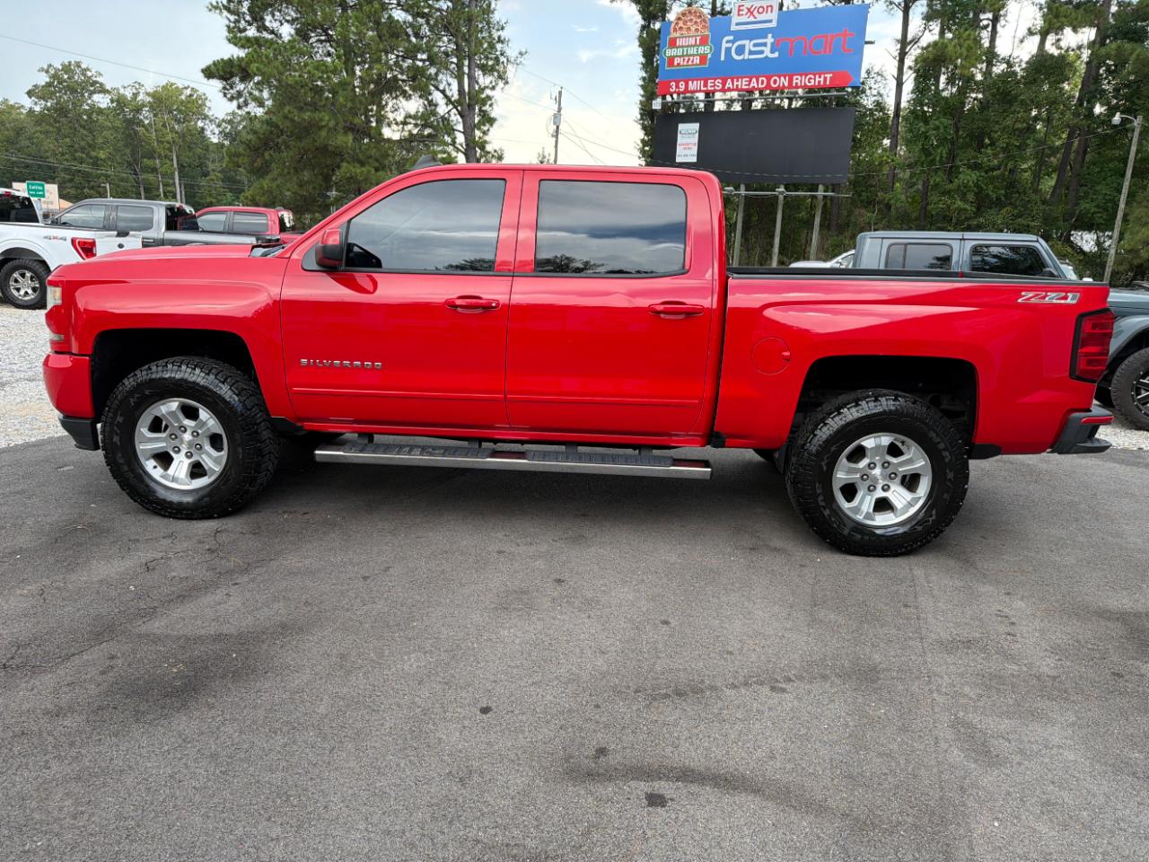 Chevrolet Silverado 1500 4WD Crew Cab 143.5" LT w/2LT 2016