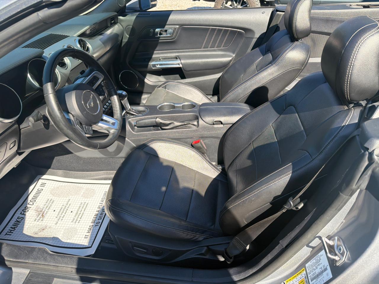 Ford Mustang EcoBoost Convertible 2020