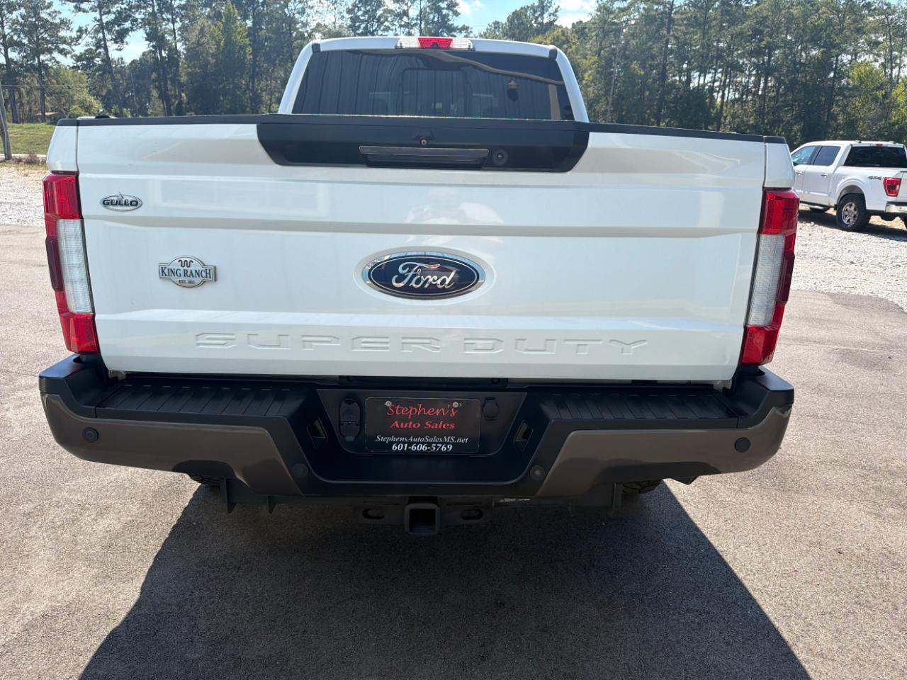 Ford Super Duty F-250 SRW King Ranch 4WD Crew Cab 8' Box 2017