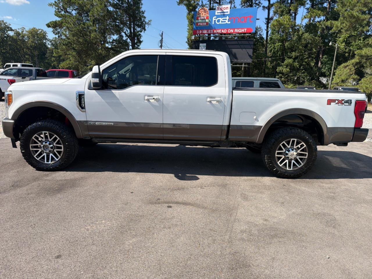 Ford Super Duty F-250 SRW King Ranch 4WD Crew Cab 8' Box 2017