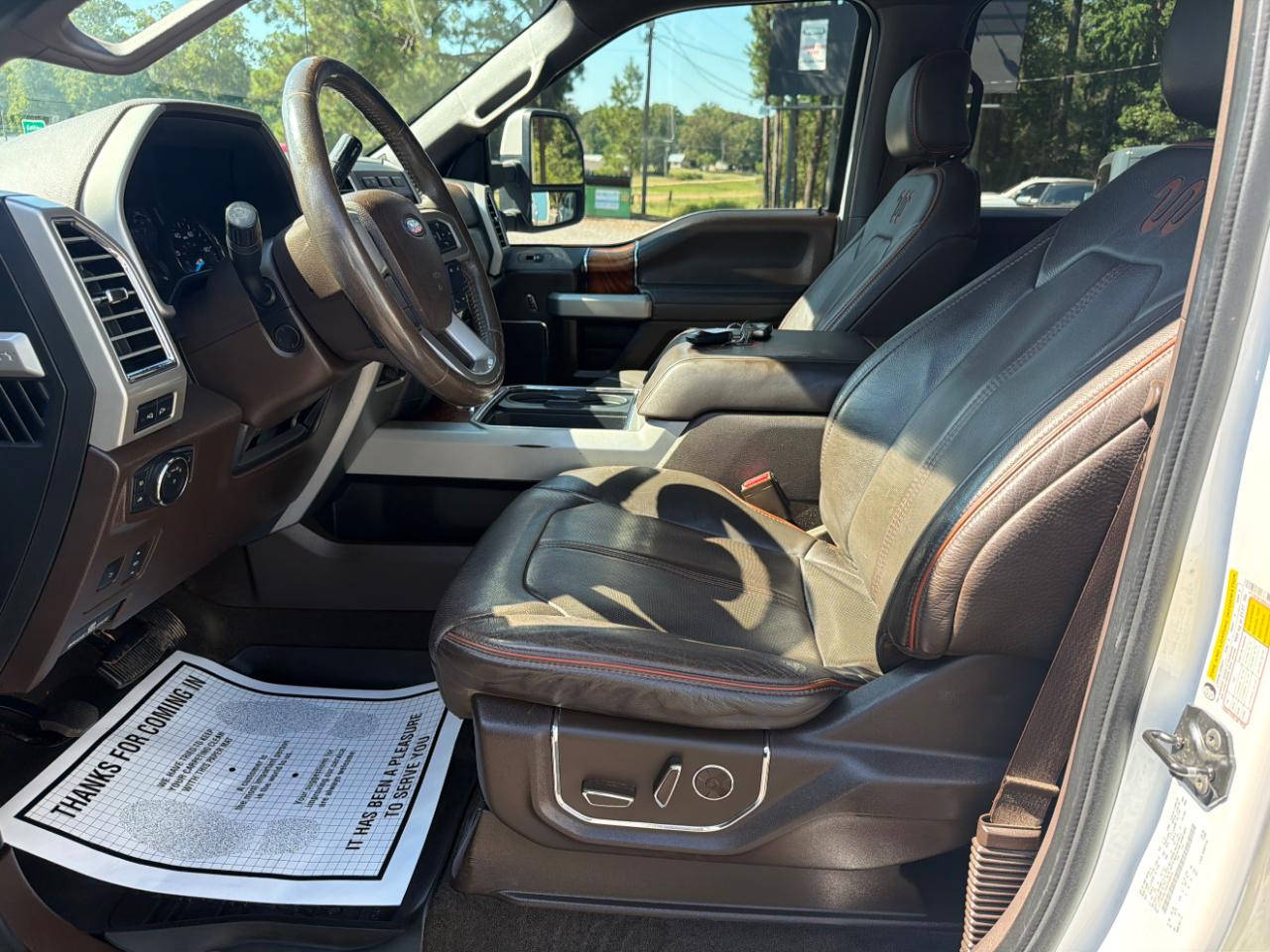 Ford Super Duty F-250 SRW King Ranch 4WD Crew Cab 8' Box 2017