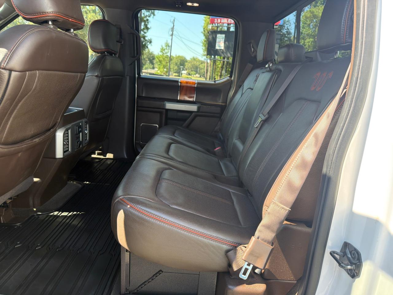 Ford Super Duty F-250 SRW King Ranch 4WD Crew Cab 8' Box 2017