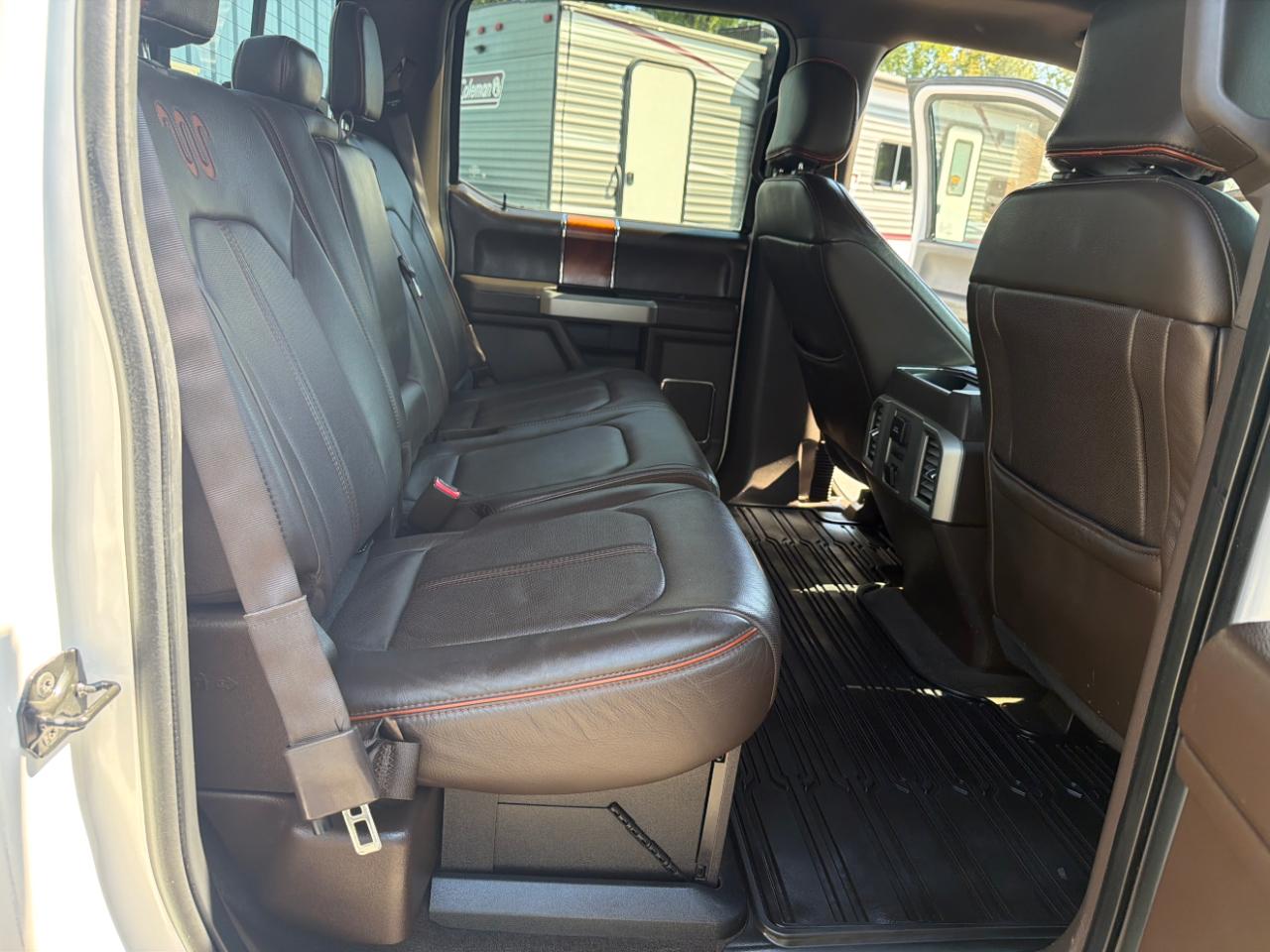 Ford Super Duty F-250 SRW King Ranch 4WD Crew Cab 8' Box 2017