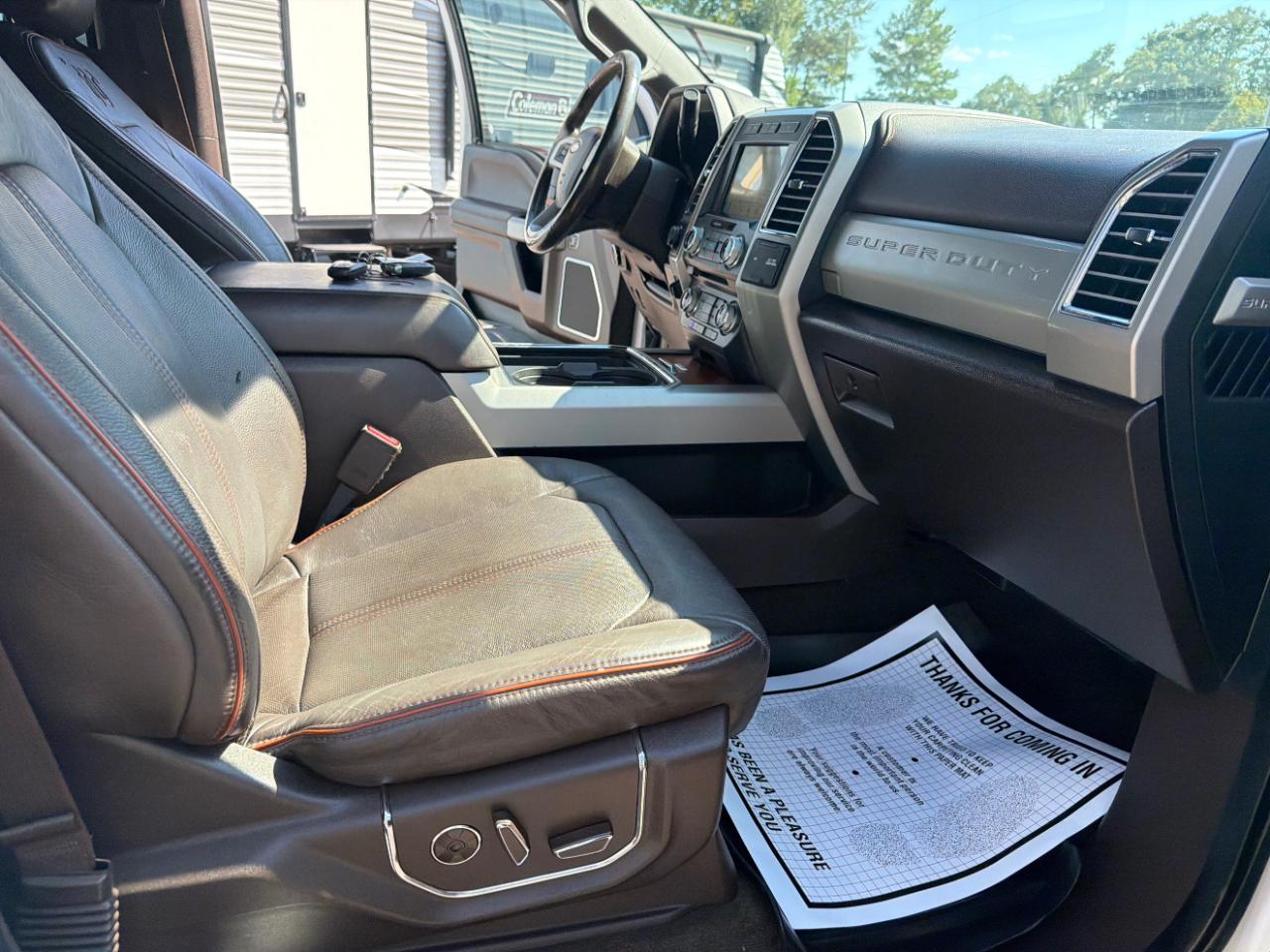 Ford Super Duty F-250 SRW King Ranch 4WD Crew Cab 8' Box 2017