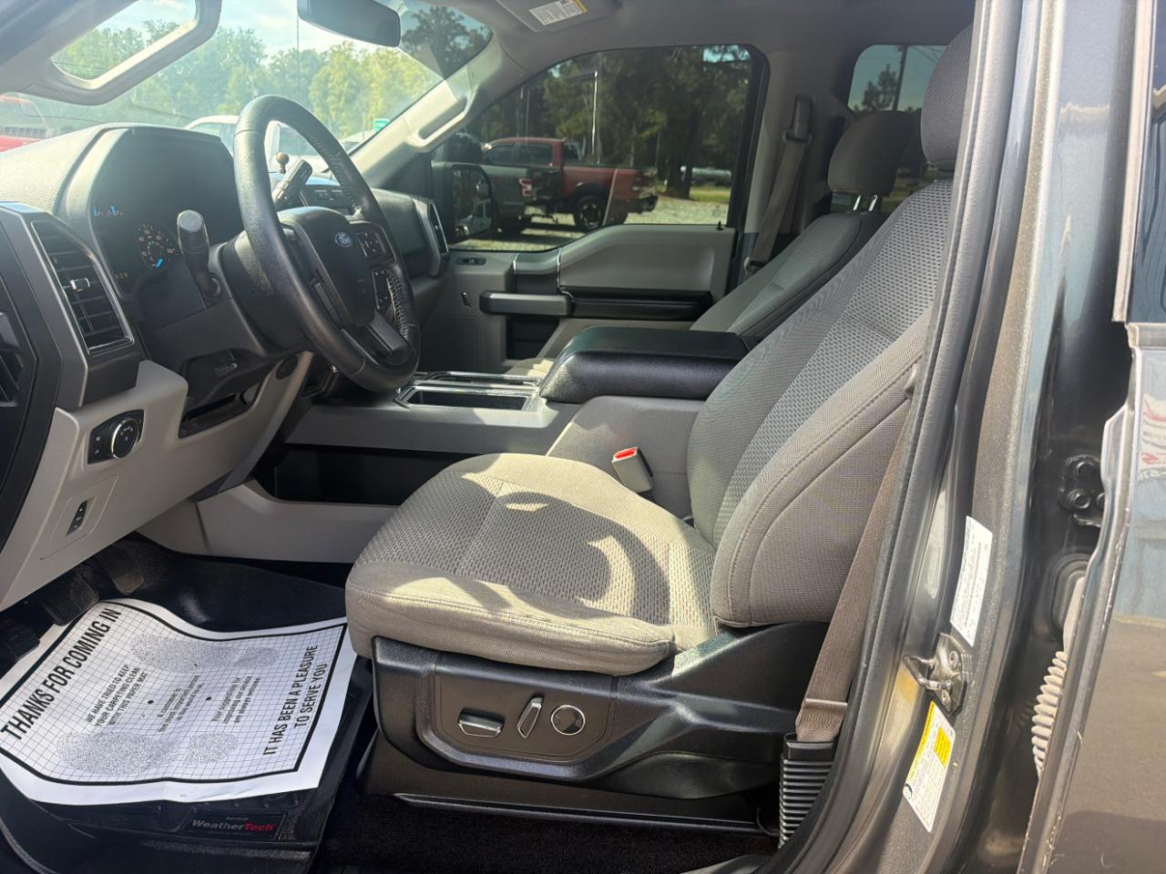Ford F-150 XLT 4WD SuperCrew 5.5' Box 2017