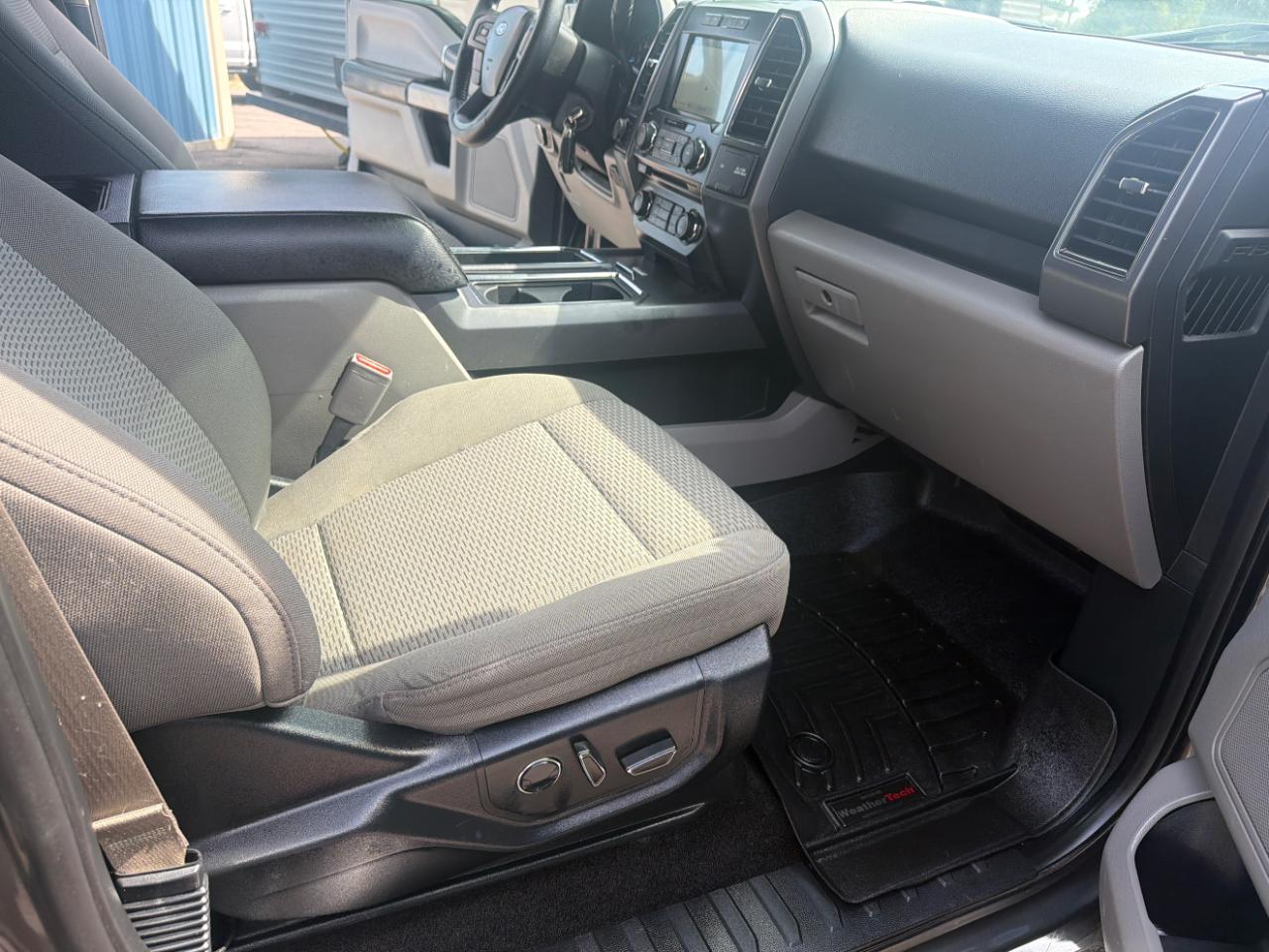 Ford F-150 XLT 4WD SuperCrew 5.5' Box 2017