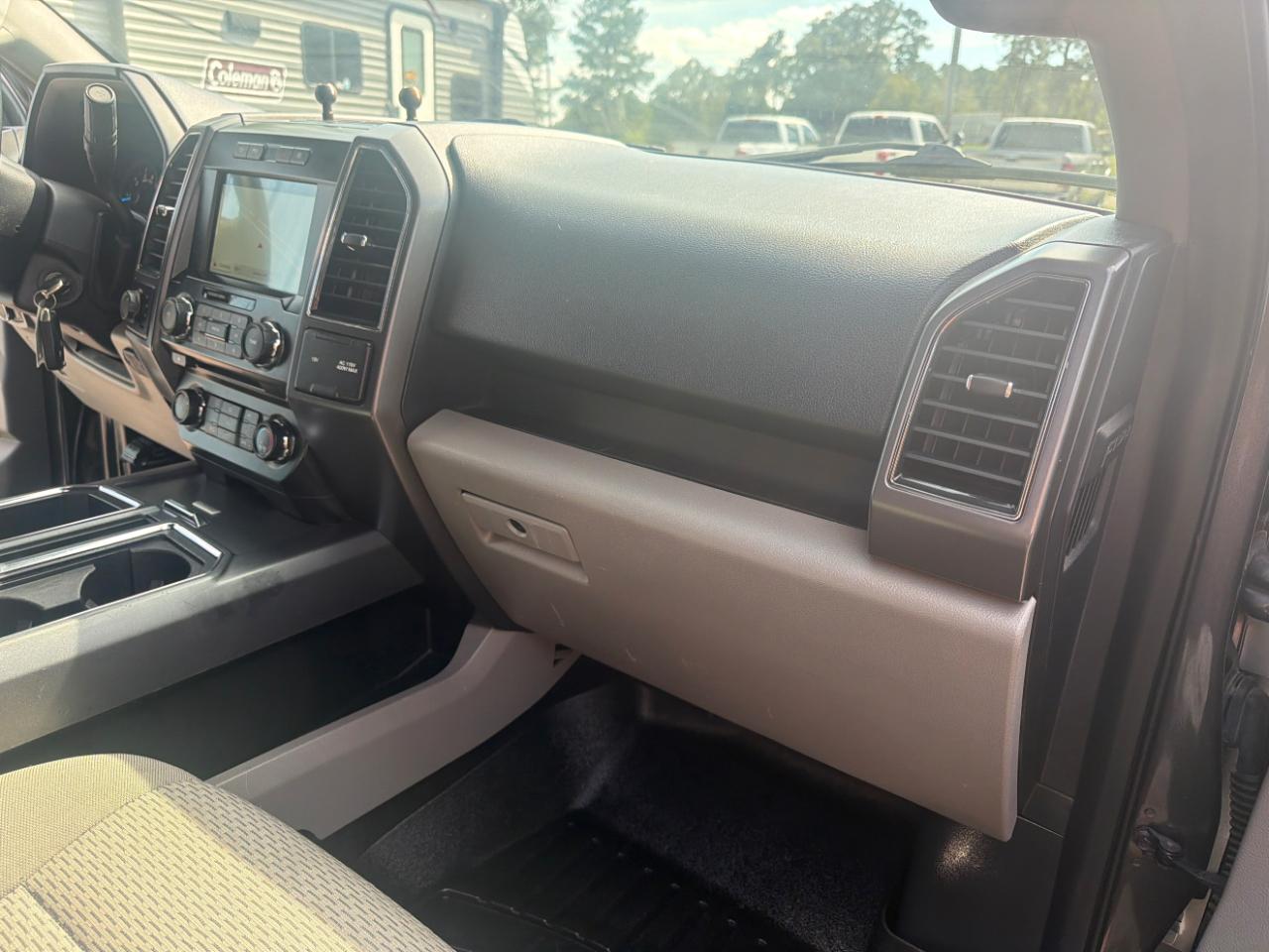 Ford F-150 XLT 4WD SuperCrew 5.5' Box 2017