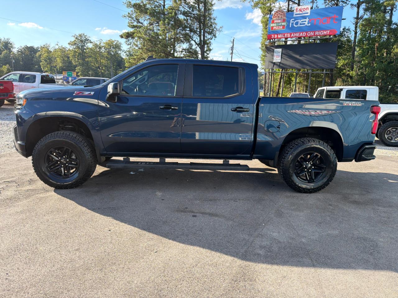 Chevrolet Silverado 1500 4WD Crew Cab 147" LT Trail Boss 2020