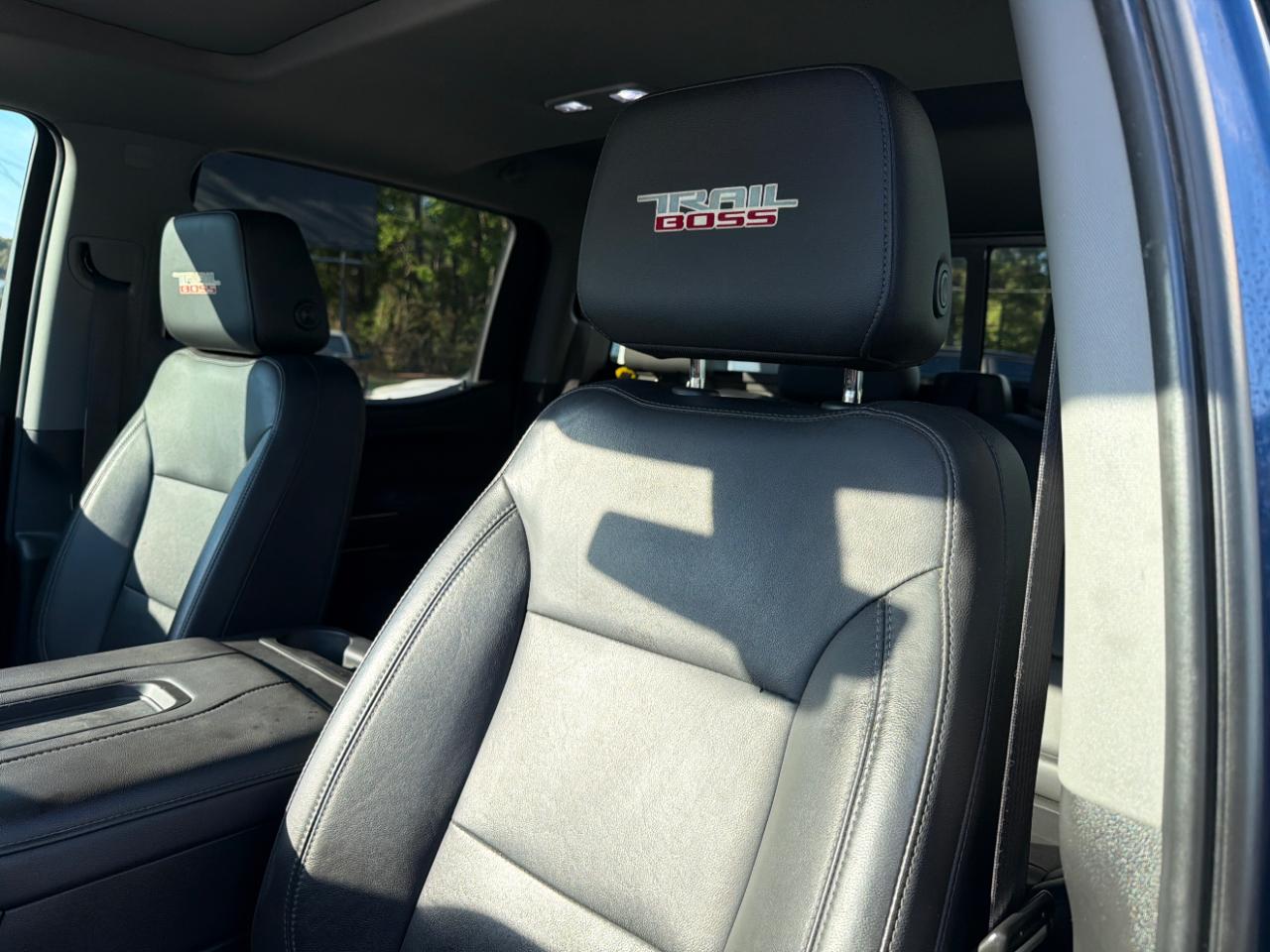 Chevrolet Silverado 1500 4WD Crew Cab 147" LT Trail Boss 2020