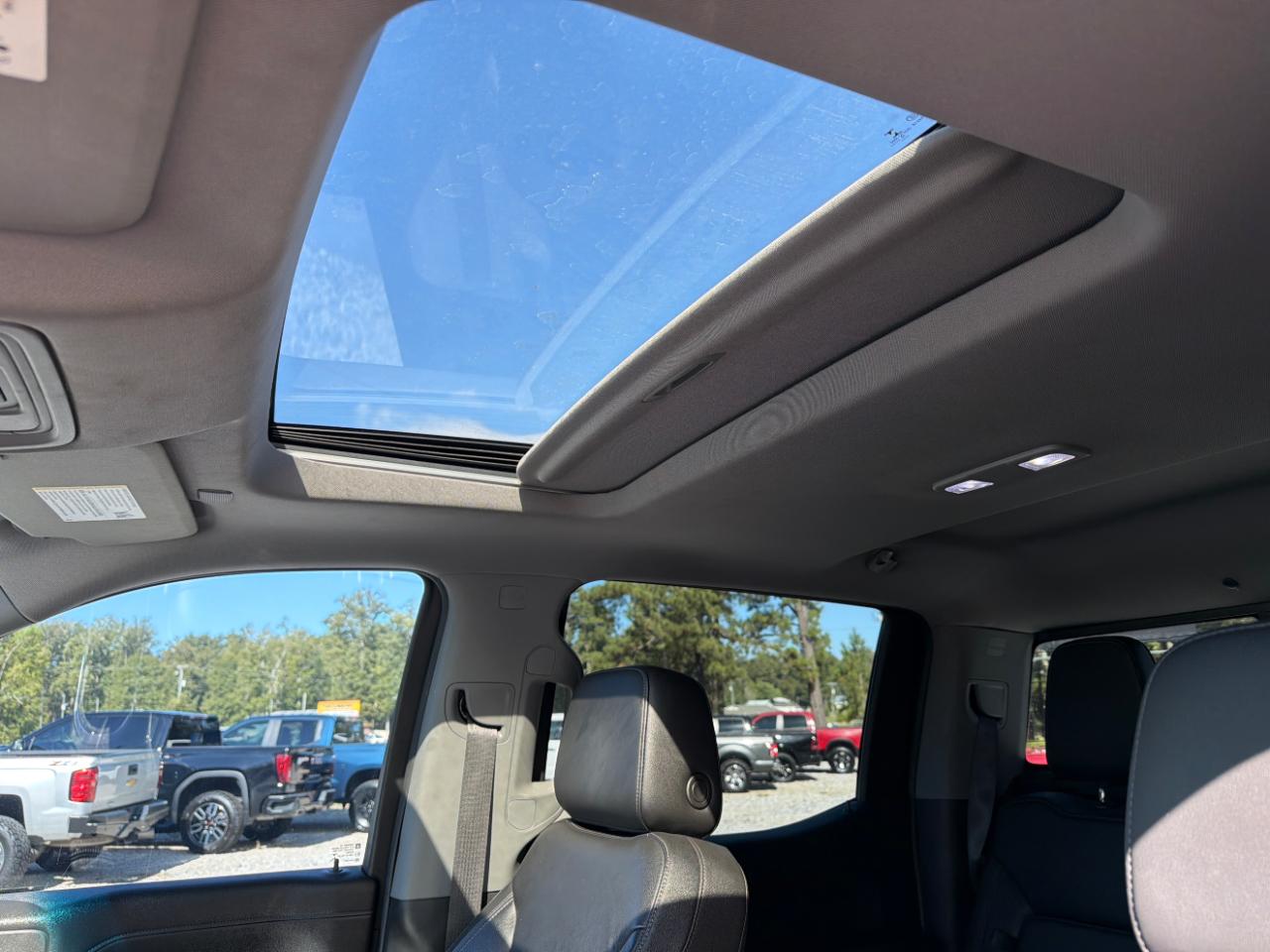 Chevrolet Silverado 1500 4WD Crew Cab 147" RST 2019