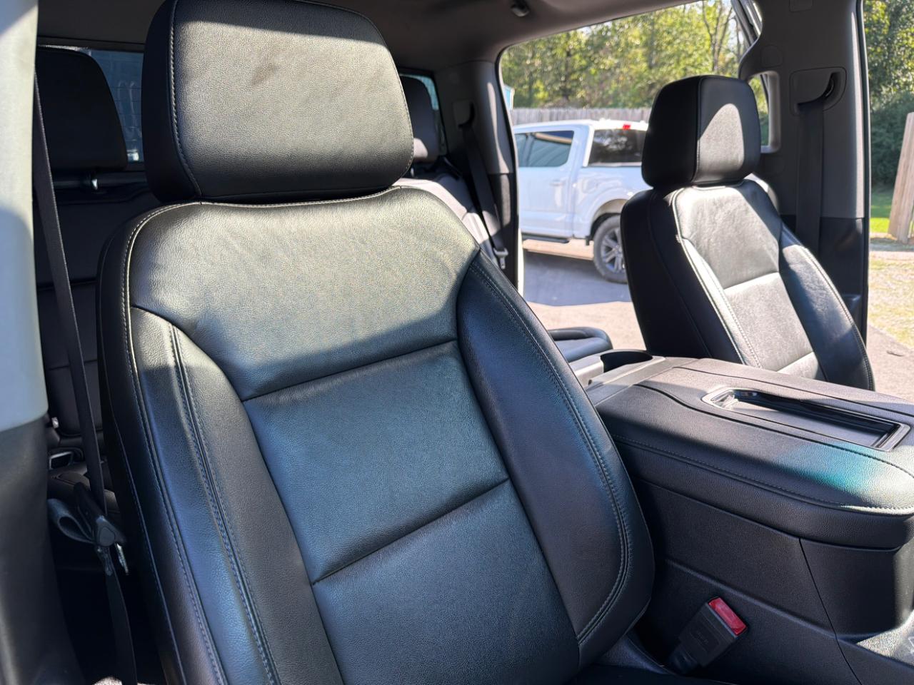 Chevrolet Silverado 1500 4WD Crew Cab 147" RST 2019