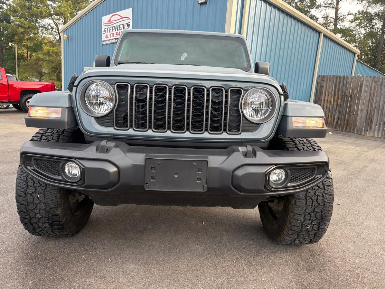 Jeep Gladiator Nighthawk 4x4 *Ltd Avail* 2025