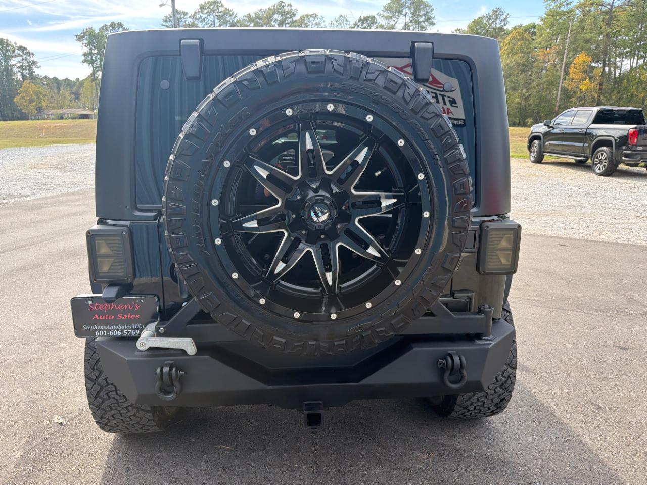Jeep Wrangler Unlimited 4WD 4dr Sport 2015