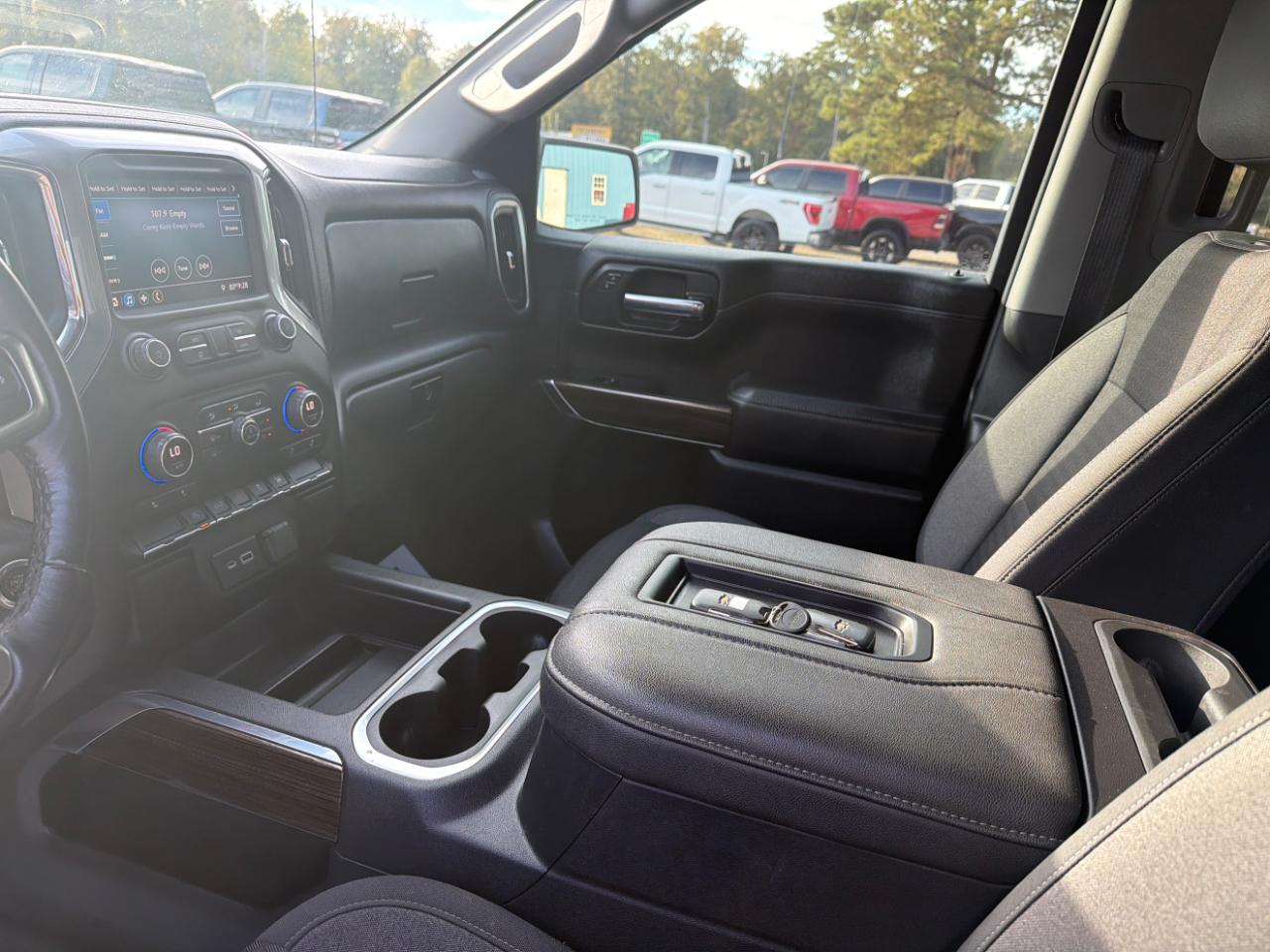 Chevrolet Silverado 1500 LTD 4WD Crew Cab 147" RST 2022