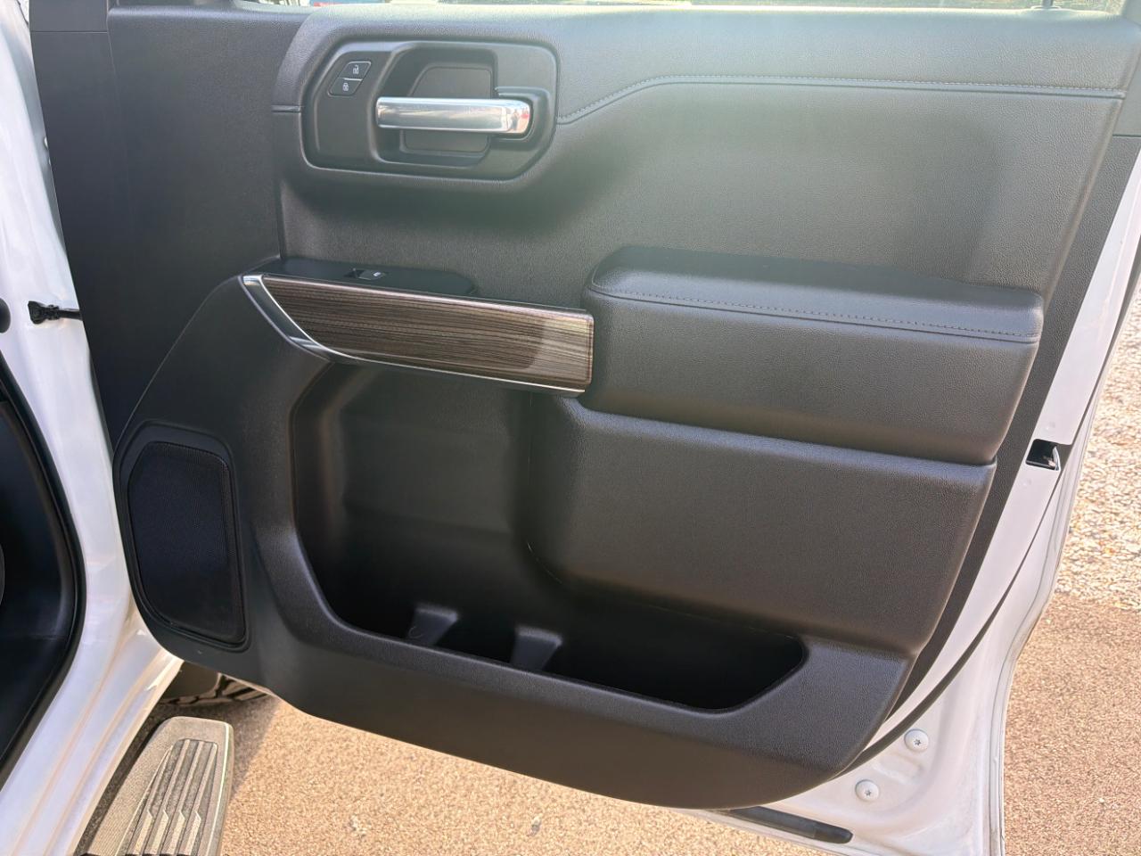 Chevrolet Silverado 1500 LTD 4WD Crew Cab 147" RST 2022