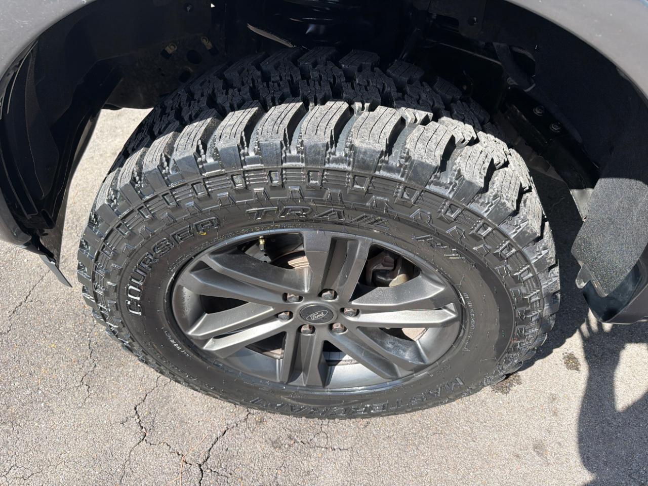 Ford F-150 Platinum 4WD SuperCrew 5.5' Box 2018