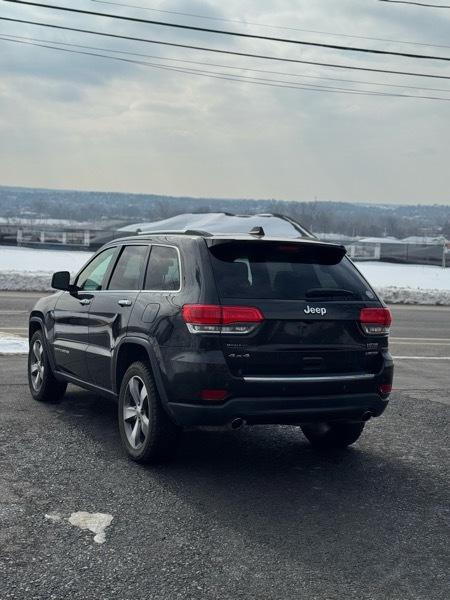 Jeep Grand Cherokee Limited 4D SUV 4WD 2015