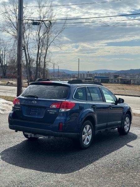 Subaru Outback 3.6R Limited 4D Wagon 2010