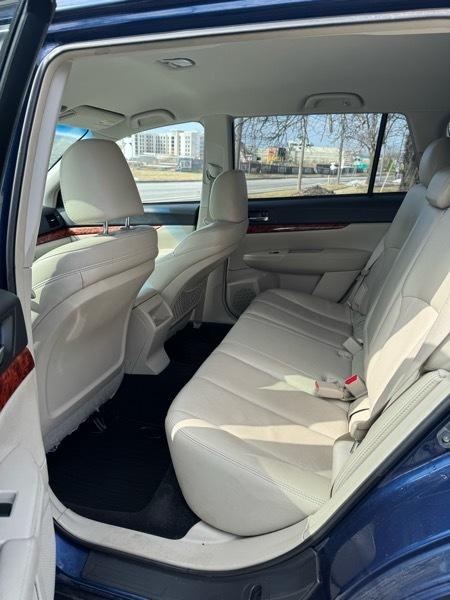 Subaru Outback 3.6R Limited 4D Wagon 2010