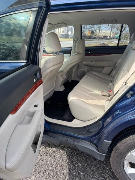 Subaru Outback 3.6R Limited 4D Wagon 2010