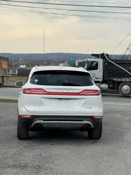 Lincoln MKC AWD 4dr Premier 2016