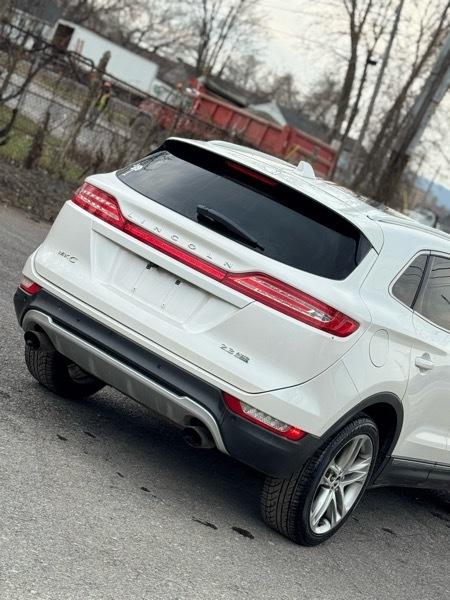 Lincoln MKC AWD 4dr Premier 2016