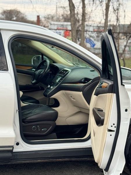 Lincoln MKC AWD 4dr Premier 2016