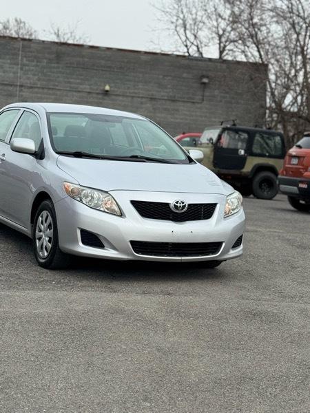Toyota Corolla LE 2010
