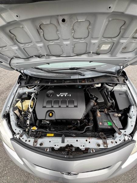 Toyota Corolla LE 2010