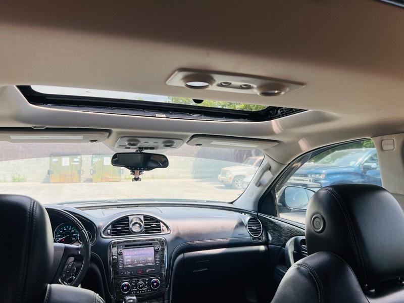 Buick Enclave Premium 4D SUV AWD 2013