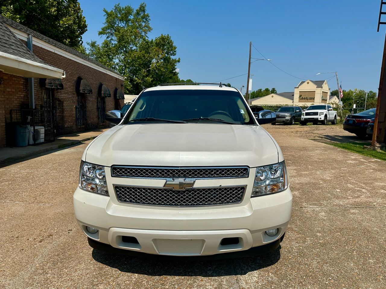 Chevrolet Suburban 1500 LTZ 2011 Chevrolet Suburban 1500 LTZ 2011