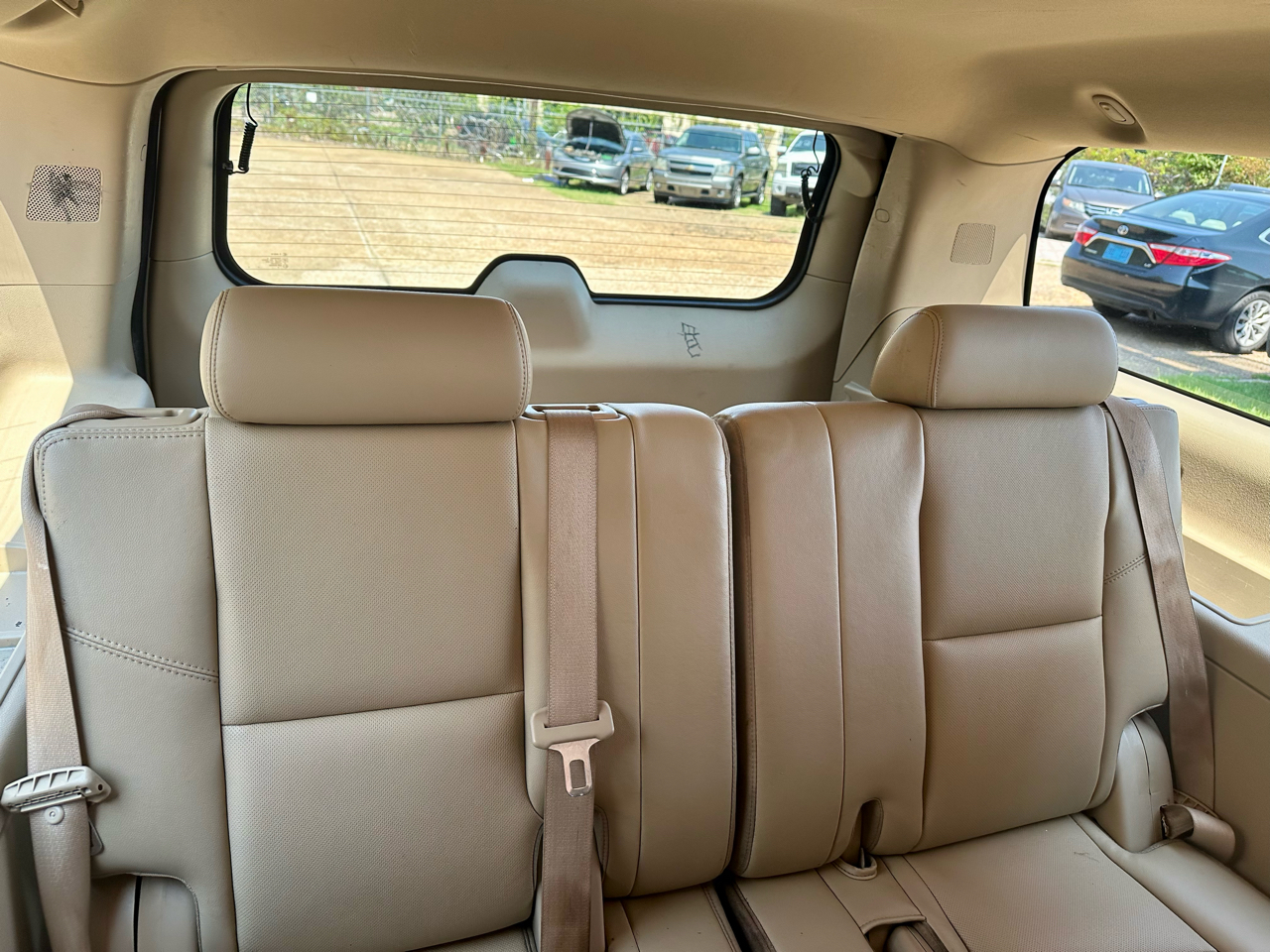Chevrolet Suburban 1500 LTZ 2011 Chevrolet Suburban 1500 LTZ 2011