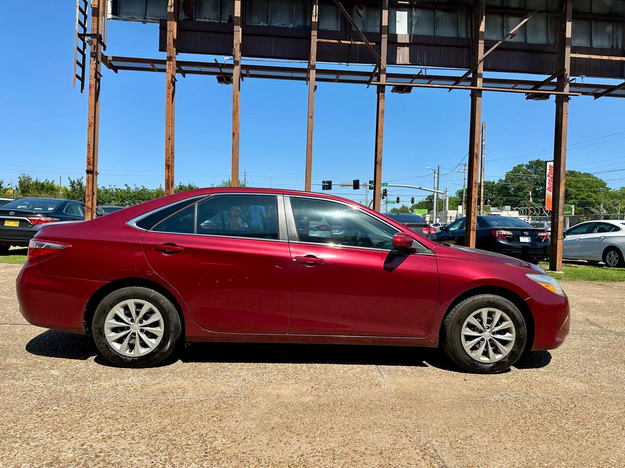 Toyota Camry SE 2017