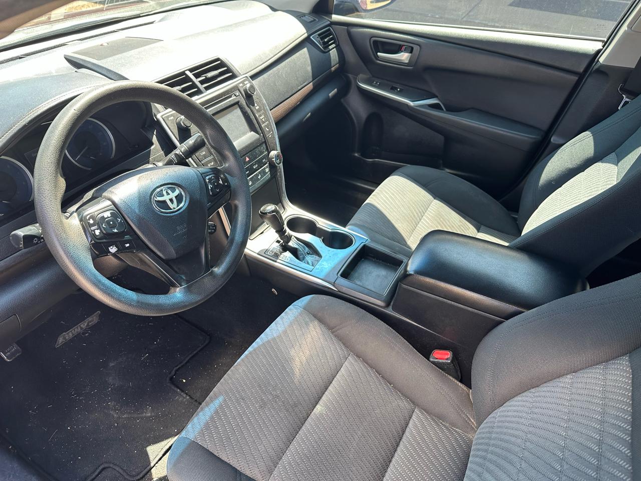 Toyota Camry SE 2017