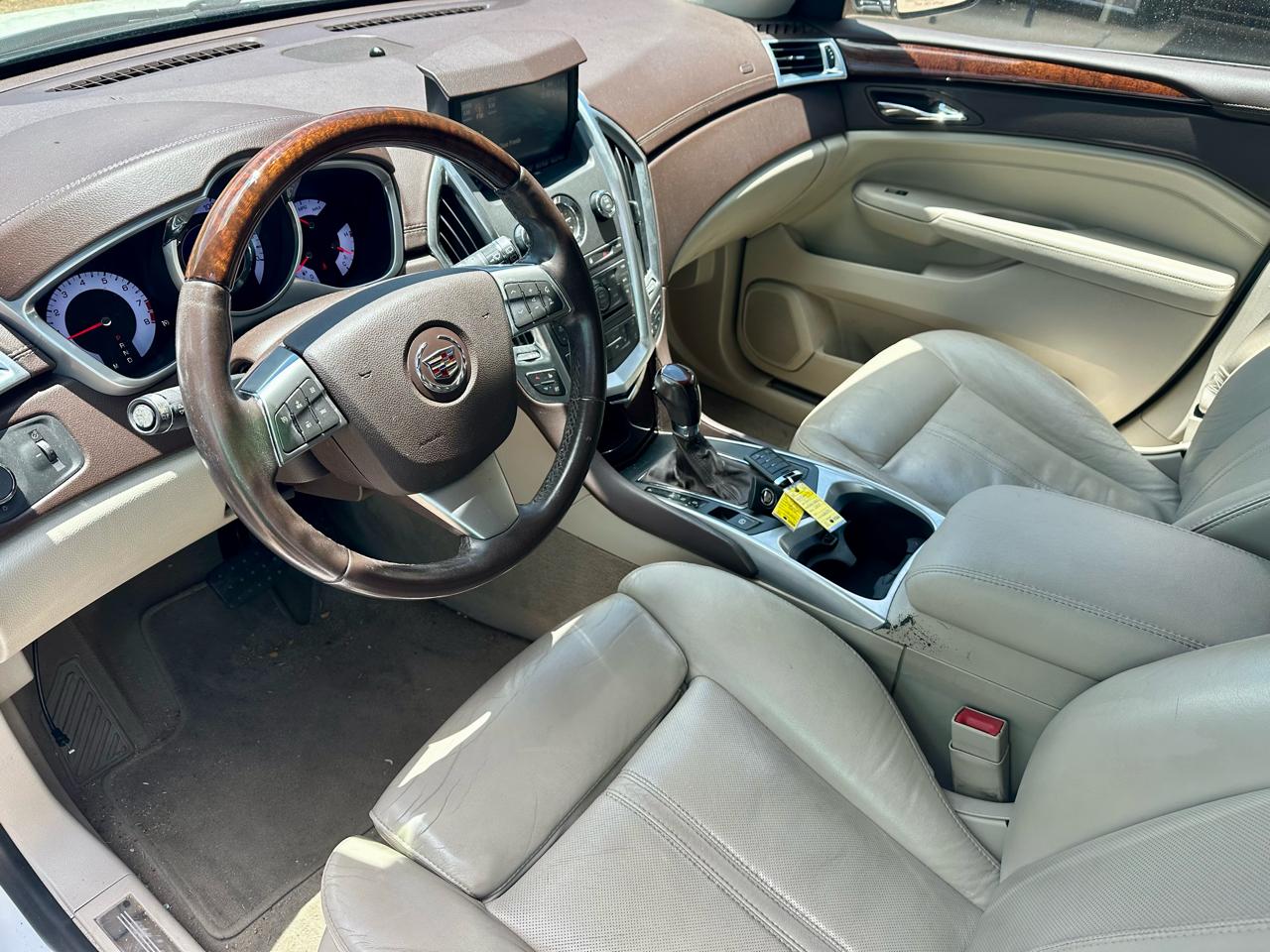 Cadillac SRX Premium Collection 2011