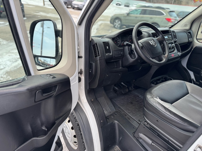 RAM Promaster 1500 Low Roof Tradesman 136-in. WB 2015