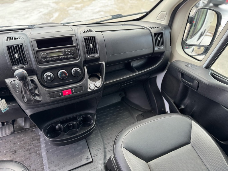 RAM Promaster 1500 Low Roof Tradesman 136-in. WB 2015