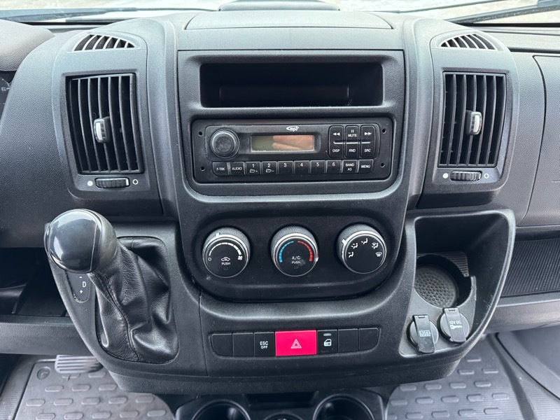 RAM Promaster 1500 Low Roof Tradesman 136-in. WB 2015