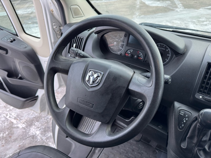 RAM Promaster 1500 Low Roof Tradesman 136-in. WB 2015