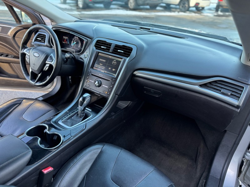 Ford Fusion Titanium 2016