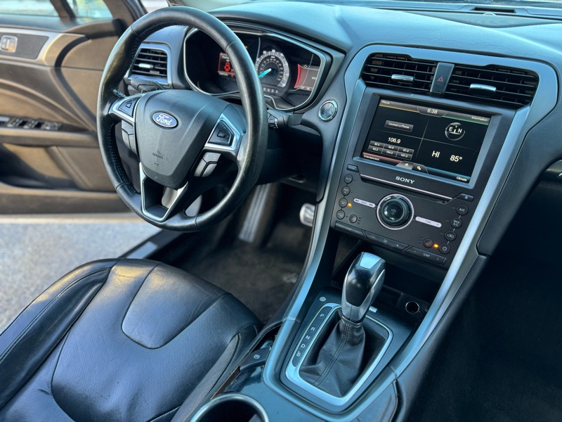 Ford Fusion Titanium 2016