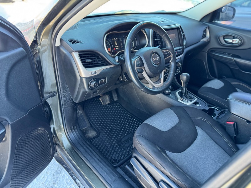 Jeep Cherokee Latitude 4WD 2014