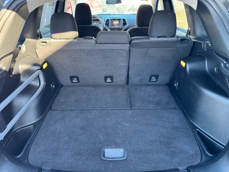 Jeep Cherokee Latitude 4WD 2014