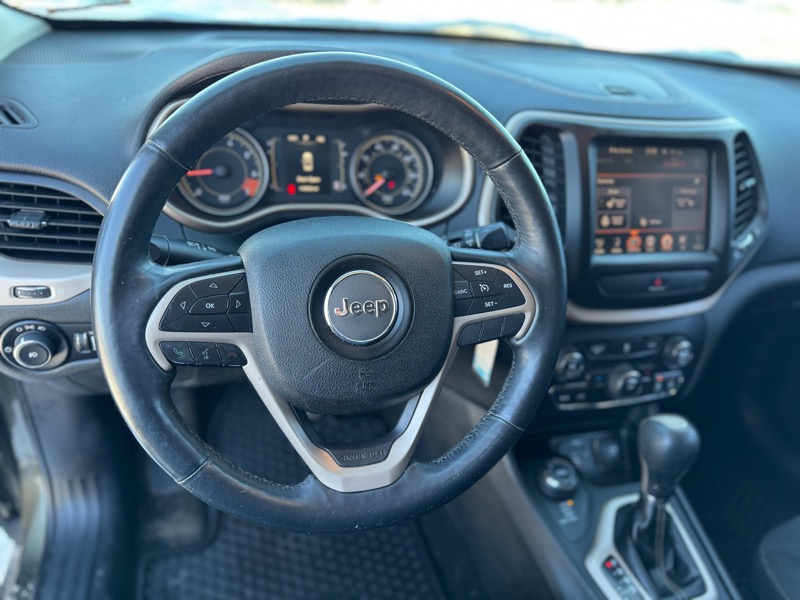 Jeep Cherokee Latitude 4WD 2014