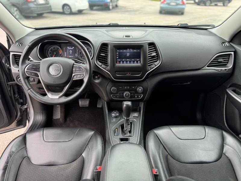 Jeep Cherokee Latitude Plus 4WD 2019